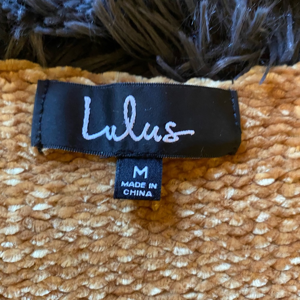 Gold Lulus Chenille sweater - Picture 2 of 5